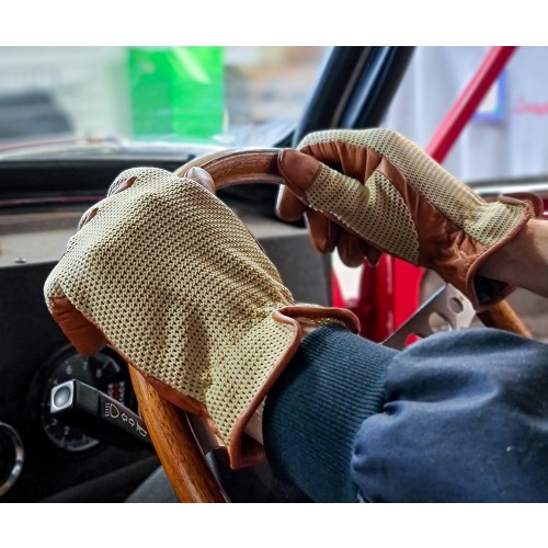 Vw sales driving gloves